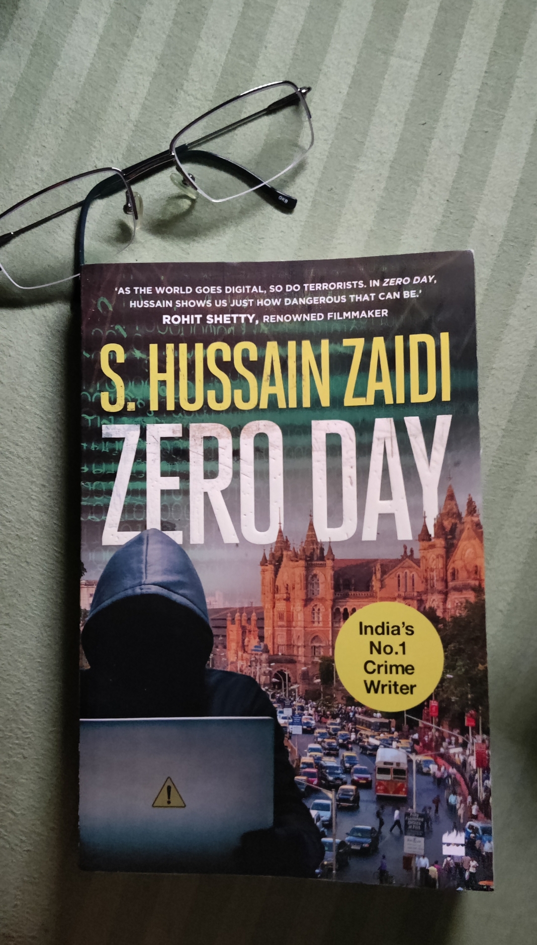 zero day トップ 雑誌